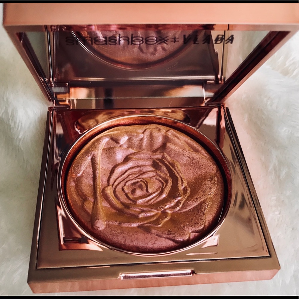 Smashbox + Vlada Petal Metal HIGHLIGHTER